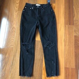 Abercrombie high rise mom jean! Worn twice!